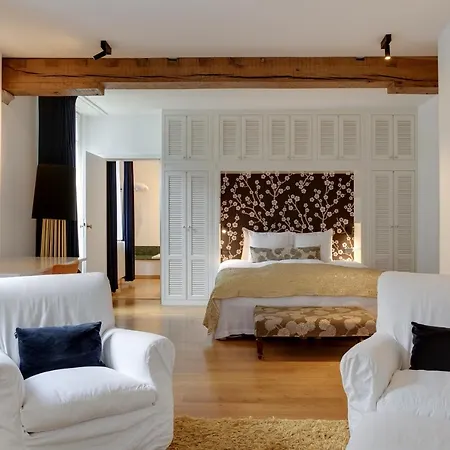 Small Luxury De Witte Lelie فندق 4*