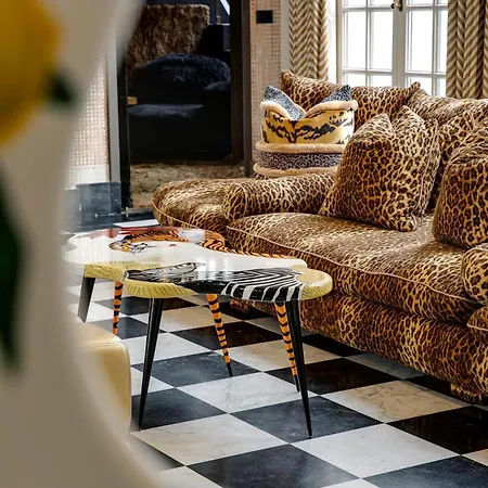 فندق Small Luxury De Witte Lelie 4*
