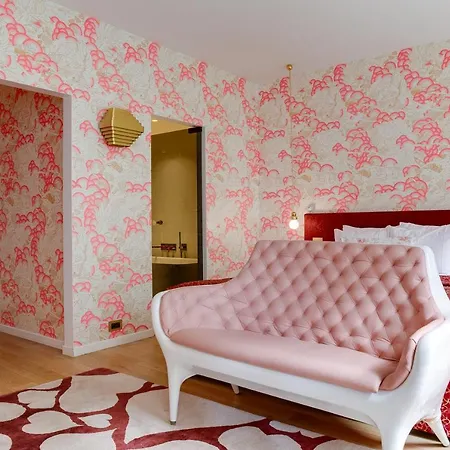 Small Luxury De Witte Lelie Otel 4*
