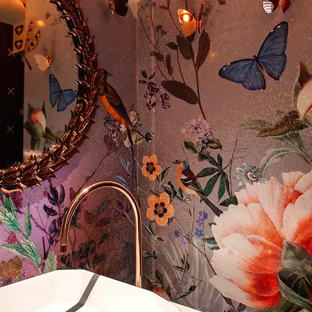 Small Luxury De Witte Lelie Hotel Antwerp
