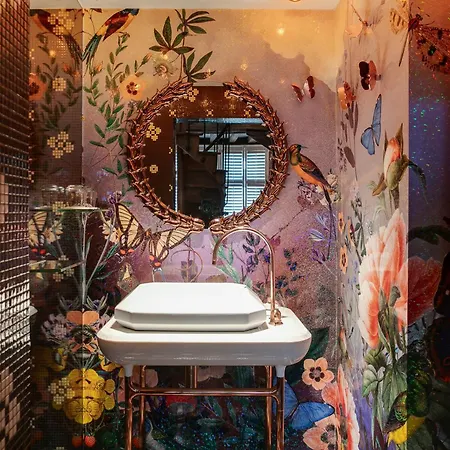 Small Luxury De Witte Lelie Hotel