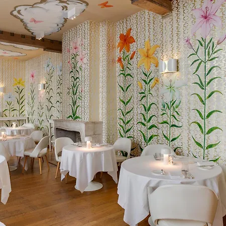 Small Luxury De Witte Lelie Hotel 4*
